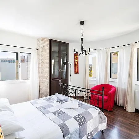In Sleeps 6 Includes Swimming Pool And Air Con 9 Villa Protaras